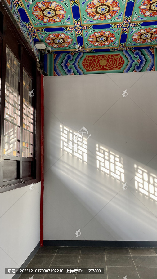 中式建筑光影花窗