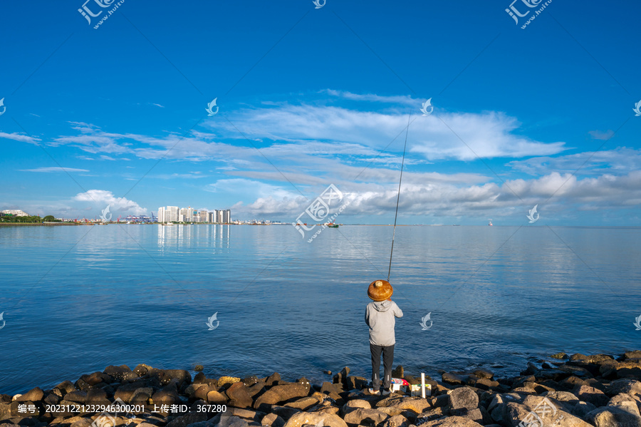 海边垂钓