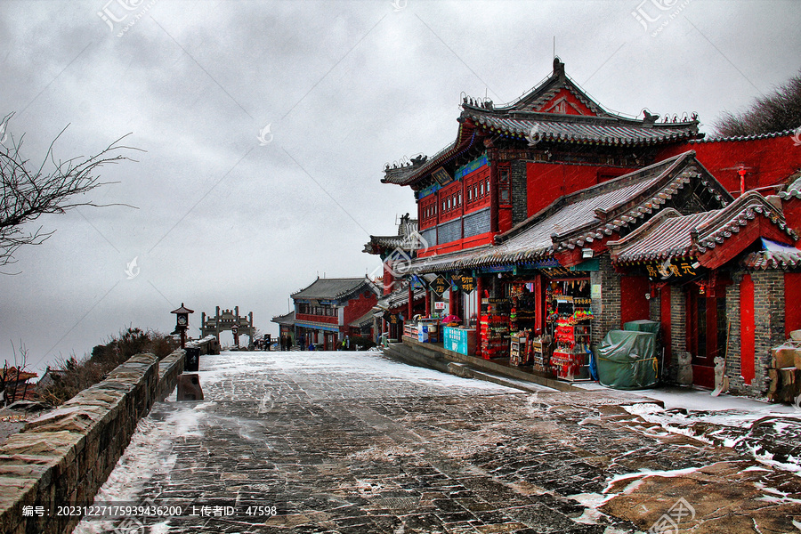 泰山天街雪景