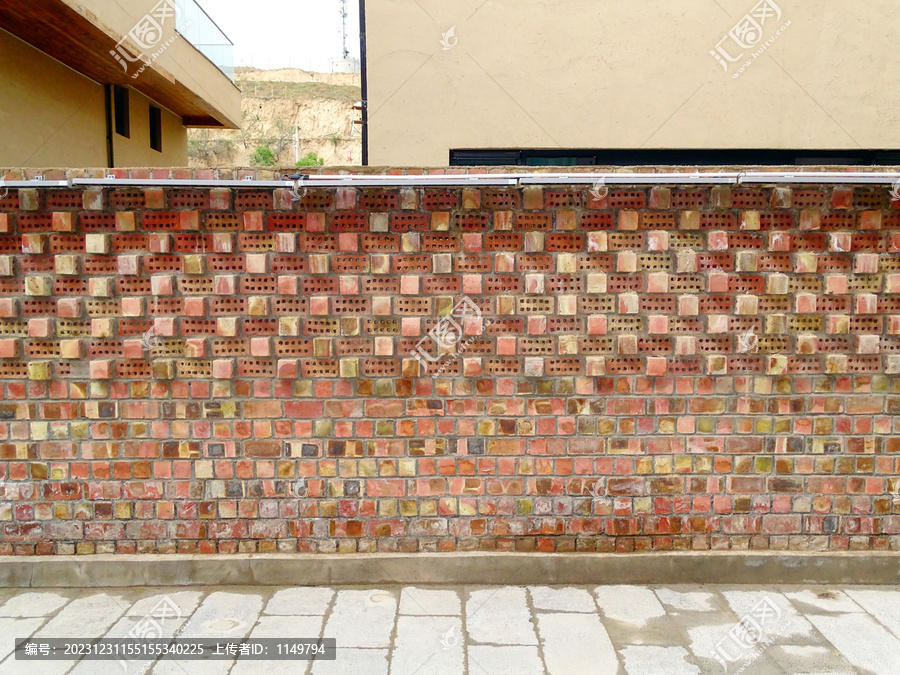 砌砖墙