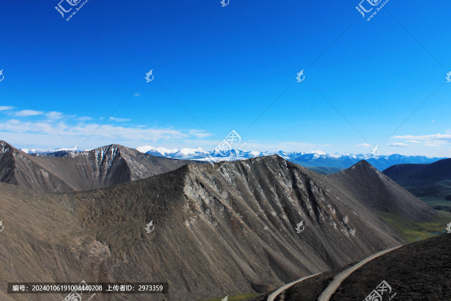 新疆天山