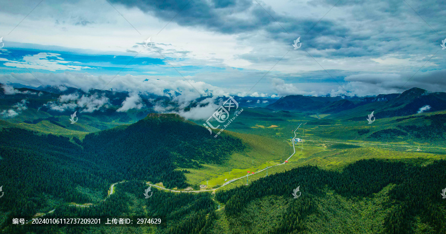 阿坝风光川西山脉