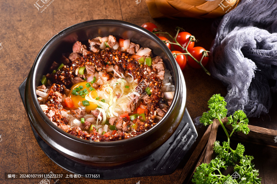 辣牛肉石鍋拌飯