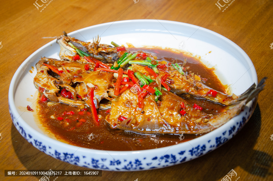 紅燒剝皮魚
