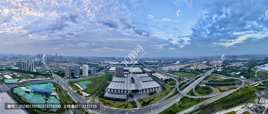 潭洲会展中心与佛山新城全景