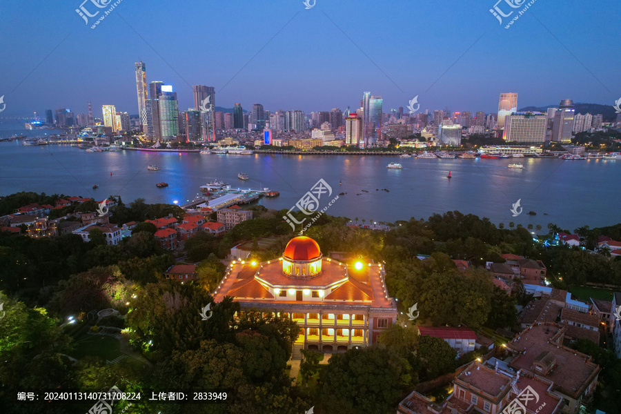 航拍厦门鼓浪屿夜景