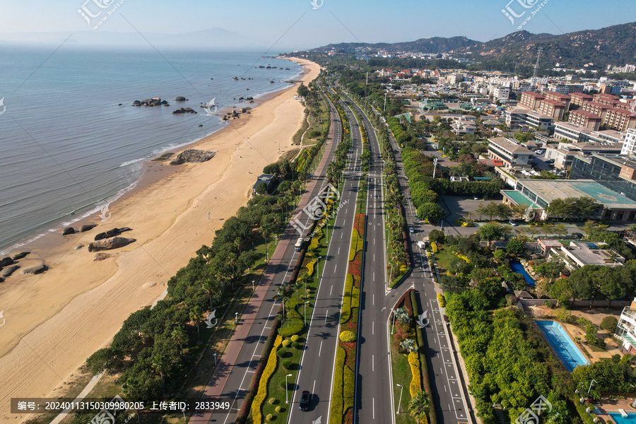 航拍厦门环岛路风光