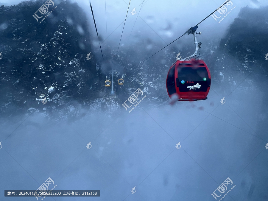 老君山缆车雪景