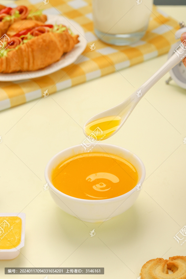 融化的黄油