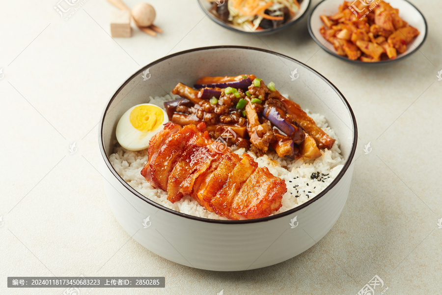 茄子鸡排饭