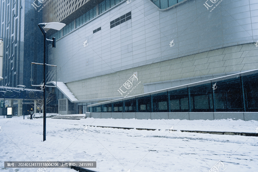 城市雪景