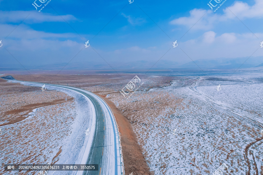 甘南藏族自治州桑科草原雪景