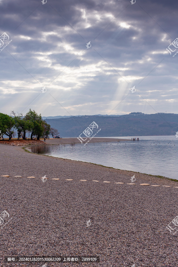 昆明宜良县阳宗海自然风景