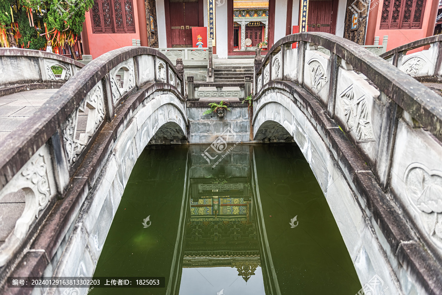 开州举子园文峰塔寺庙建筑风光