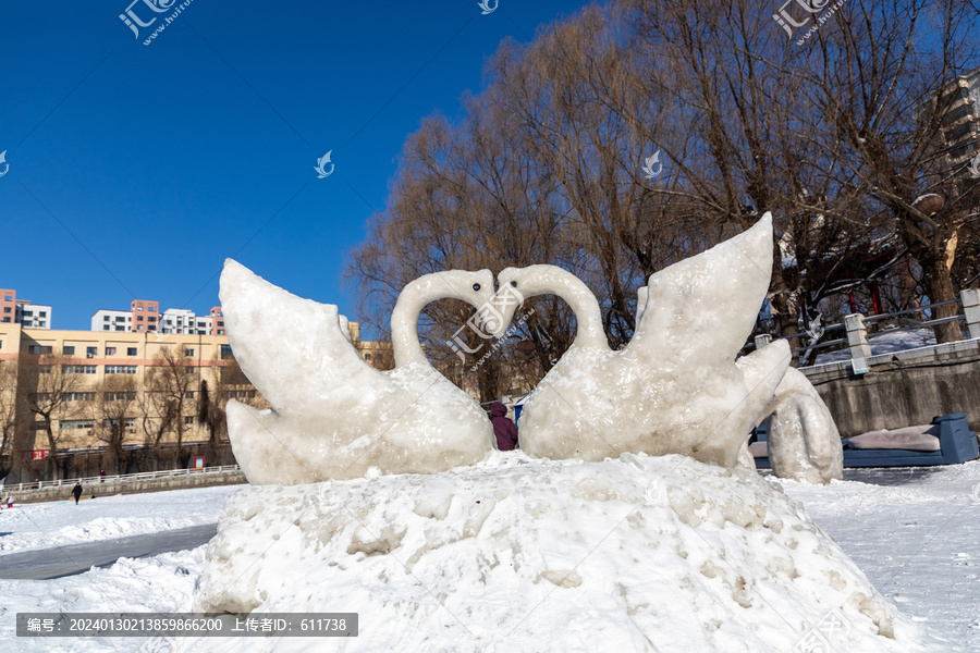 雪雕天鹅