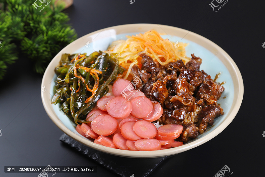 黑椒牛肉双拼饭