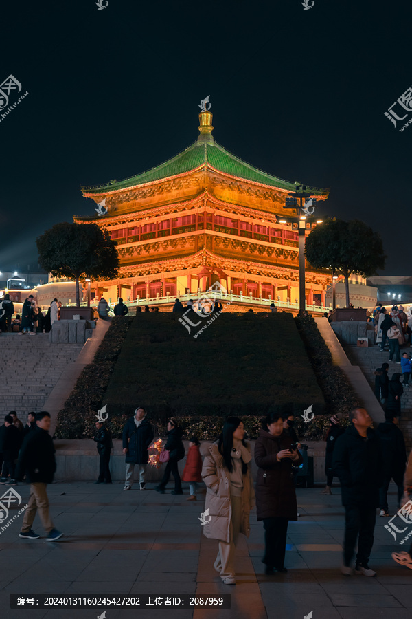 西安钟楼的美丽夜景