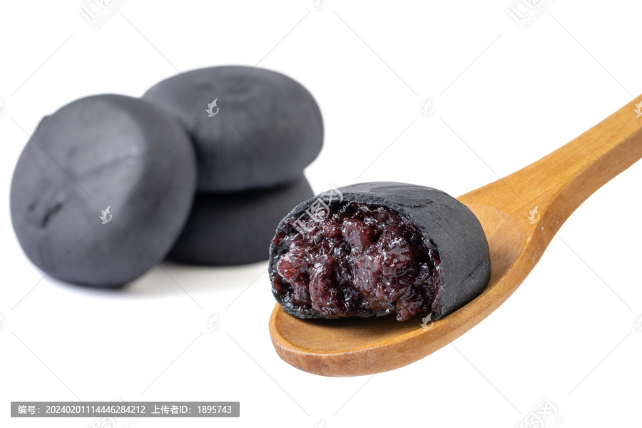 五黑桑葚紫米饼