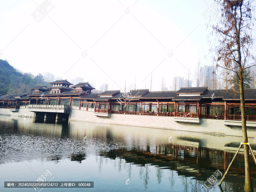 彩云湖水坝古建筑摄影