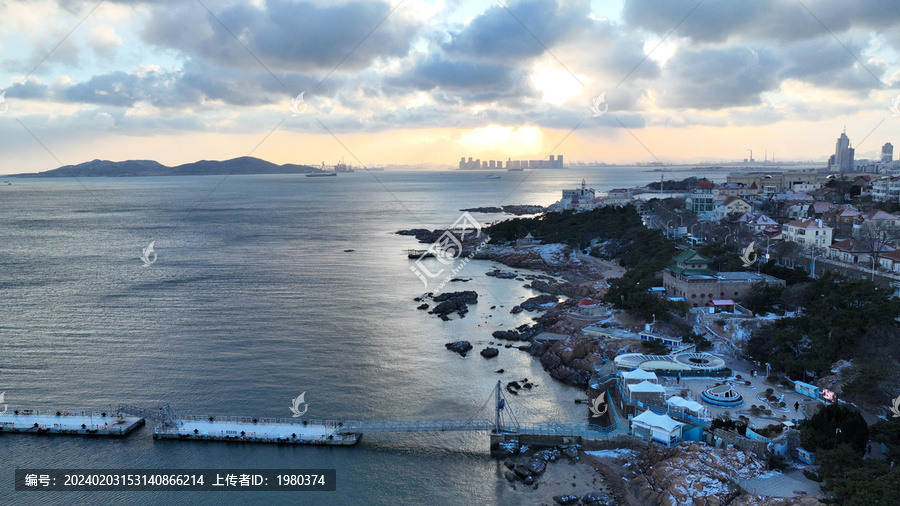 青岛老城区雪景