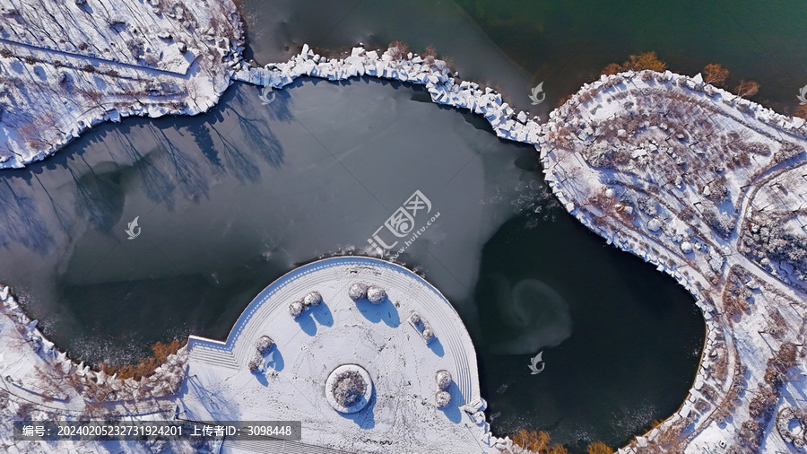 航拍紫云湖雪景