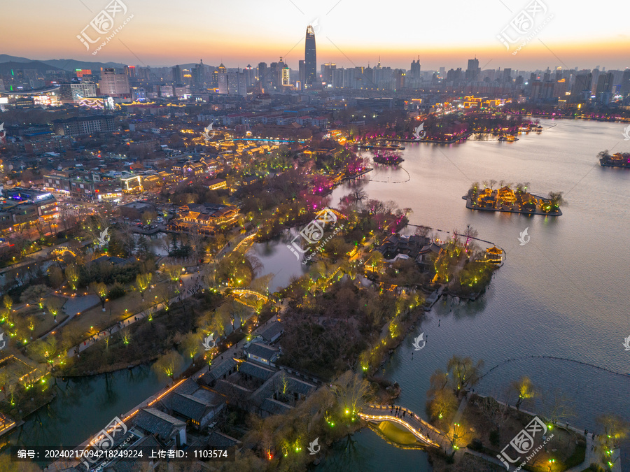 济南大明湖夜景