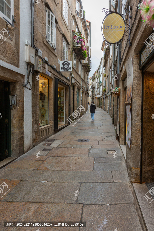 西班牙圣地亚哥石板路街巷