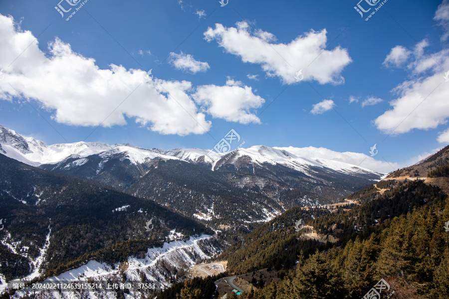 白马雪山