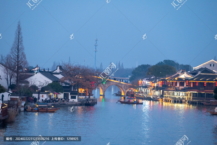 朱家角古镇夜景