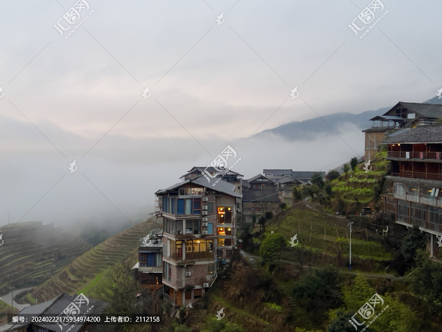 龙脊梯田山寨云海