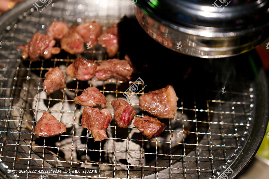 日式烧肉烤肉烧烤美食