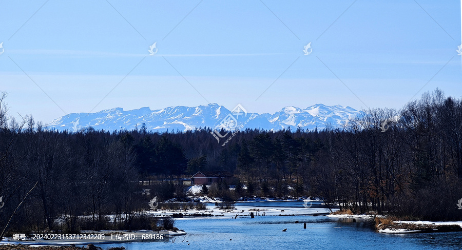 远眺长白山