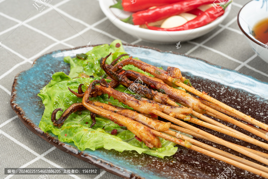 麻辣烤鱿鱼须串