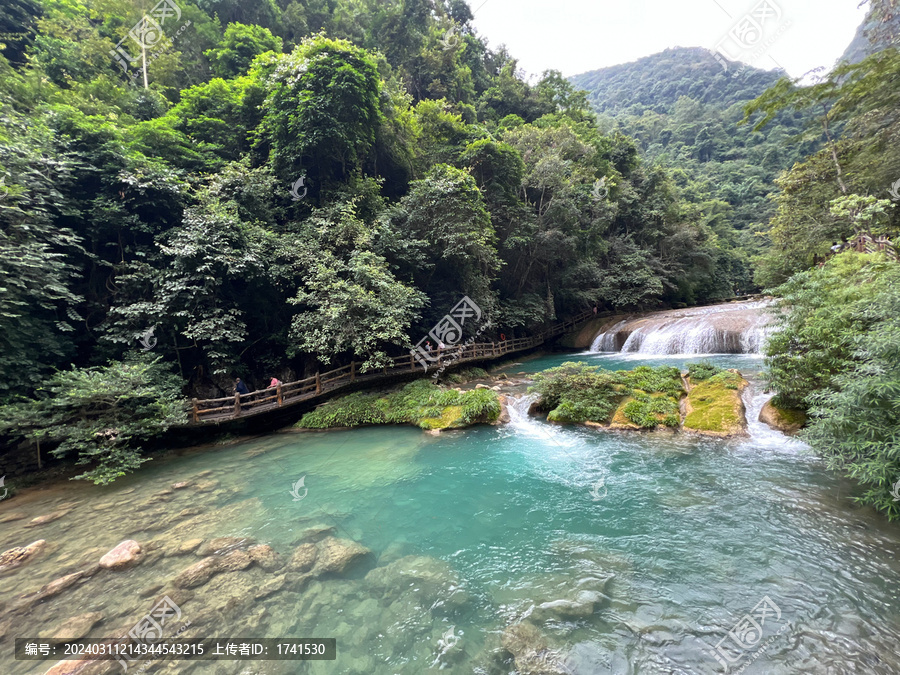 贵州荔波大小七孔景区