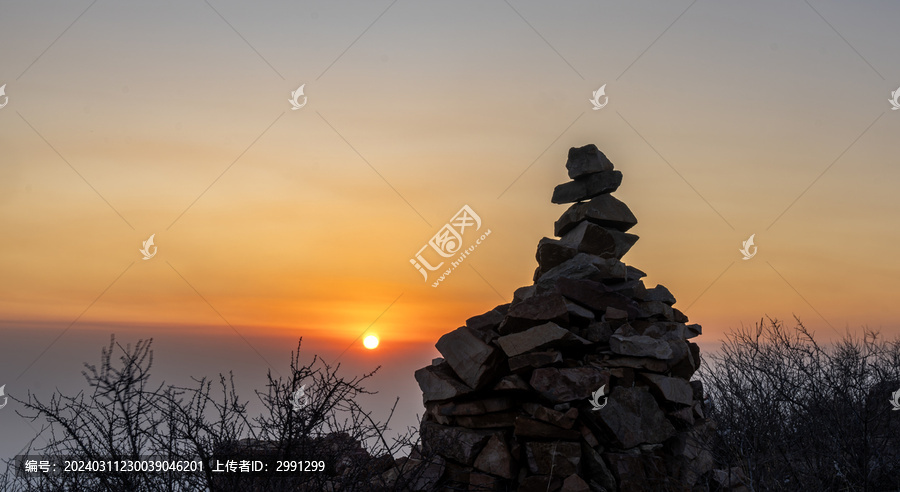 太行山顶看日出