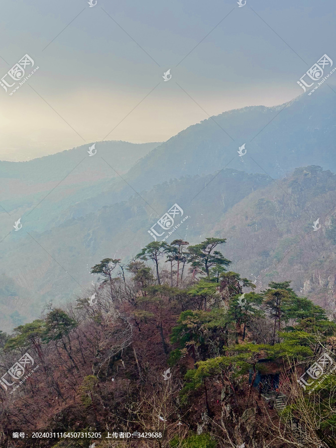 山中风景