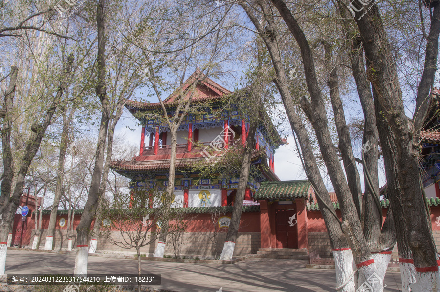 乌鲁木齐大佛寺地藏殿