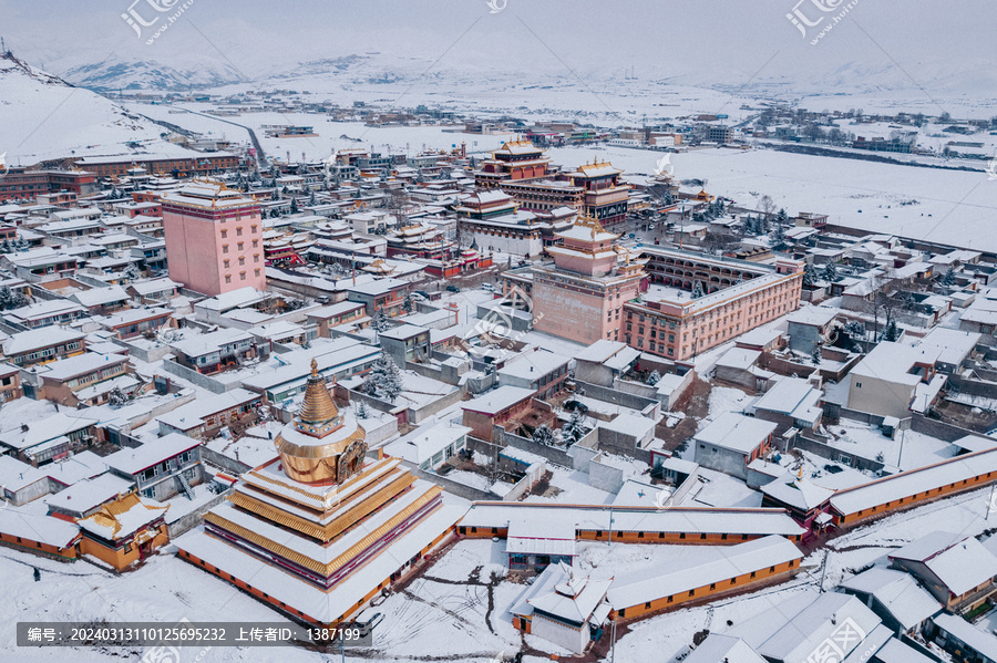 四川阿坝县冬季雪景航拍