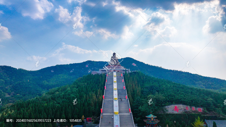 龙口南山大佛