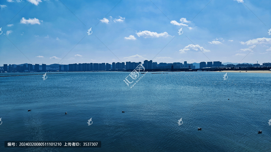 海边小城