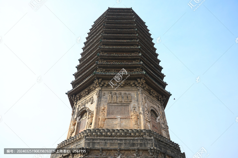 北京天宁寺密檐式辽代砖塔