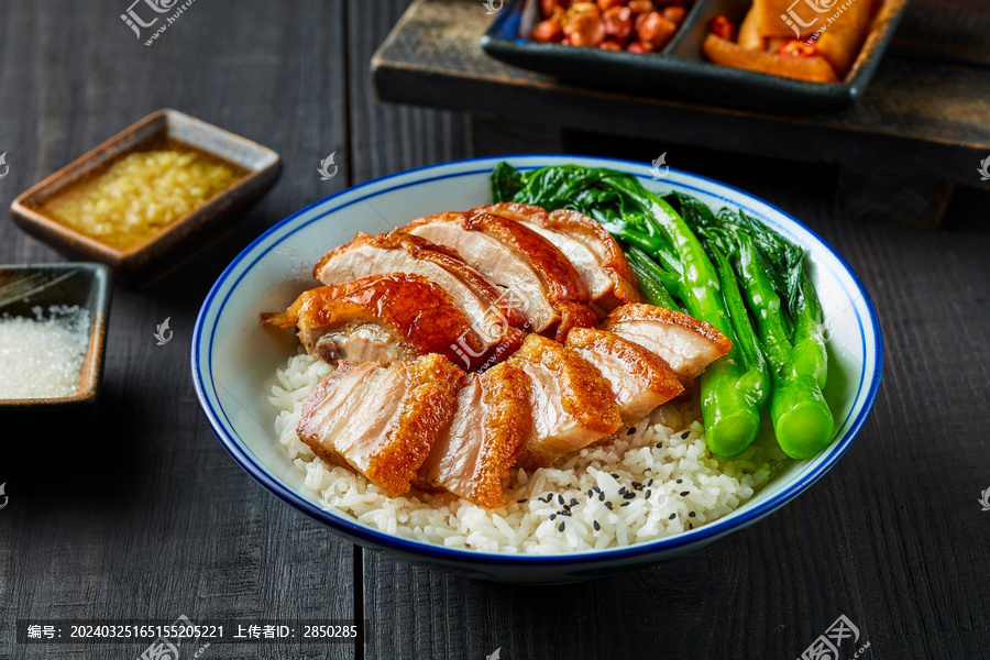 脆皮烧肉拼烧鸭饭