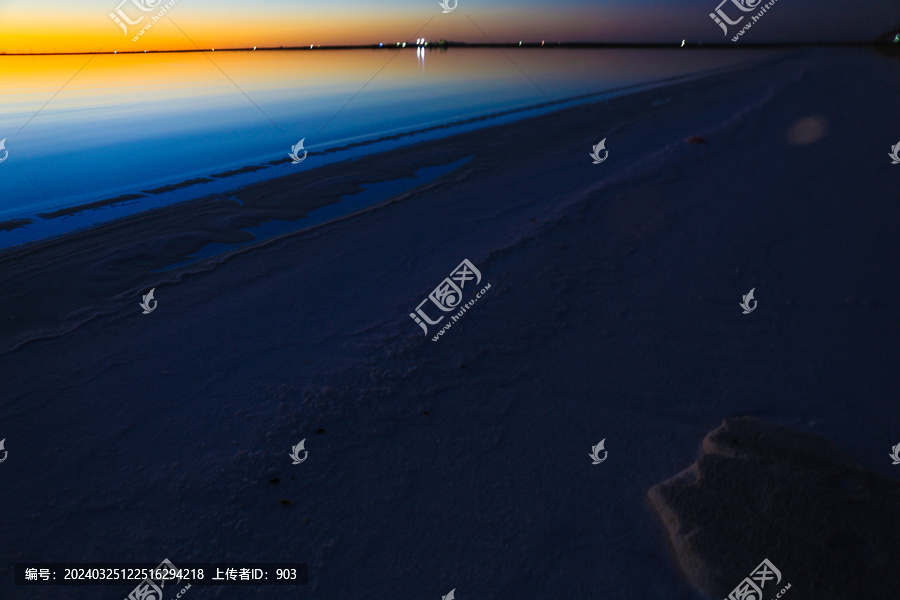 茶卡鹽湖