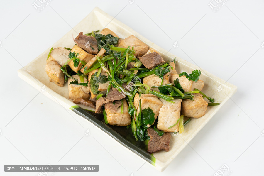 香菜豆腐炒肉丝