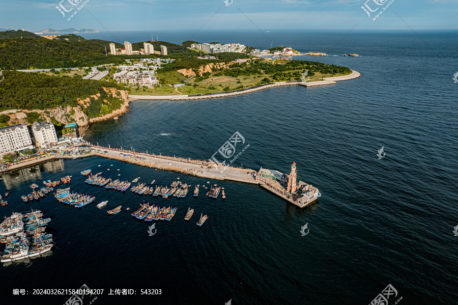 大连风光旅游老虎滩渔人码头灯塔