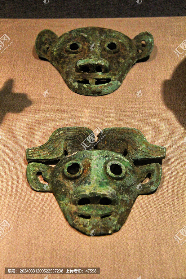河南省博物馆青铜面具