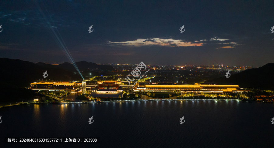 宁波国际会议中心夜景