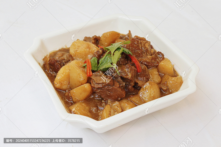 小牛肉炖土豆