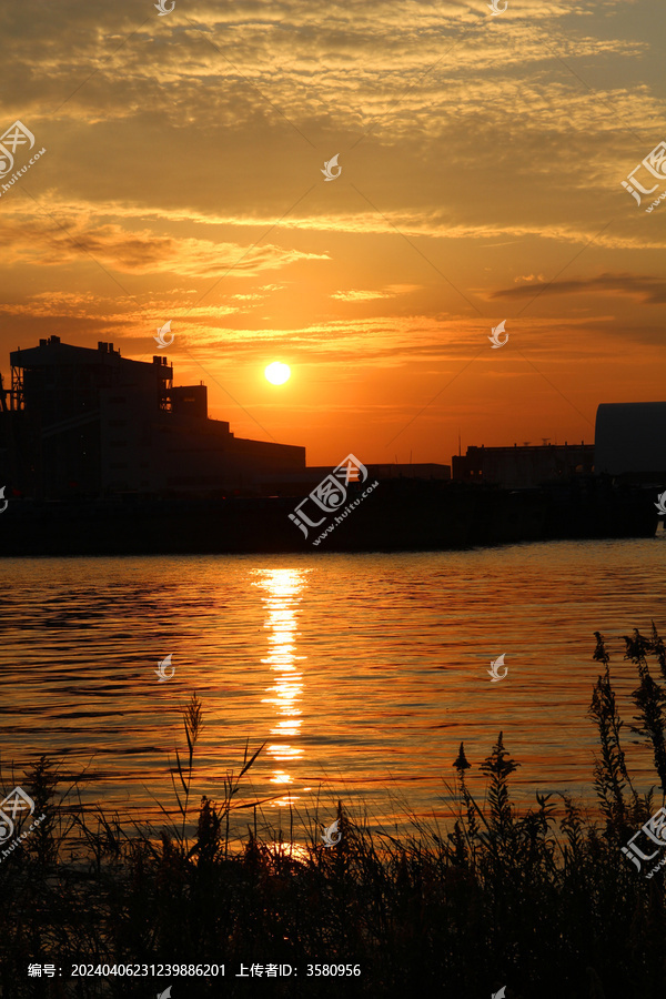 黄浦江夕阳