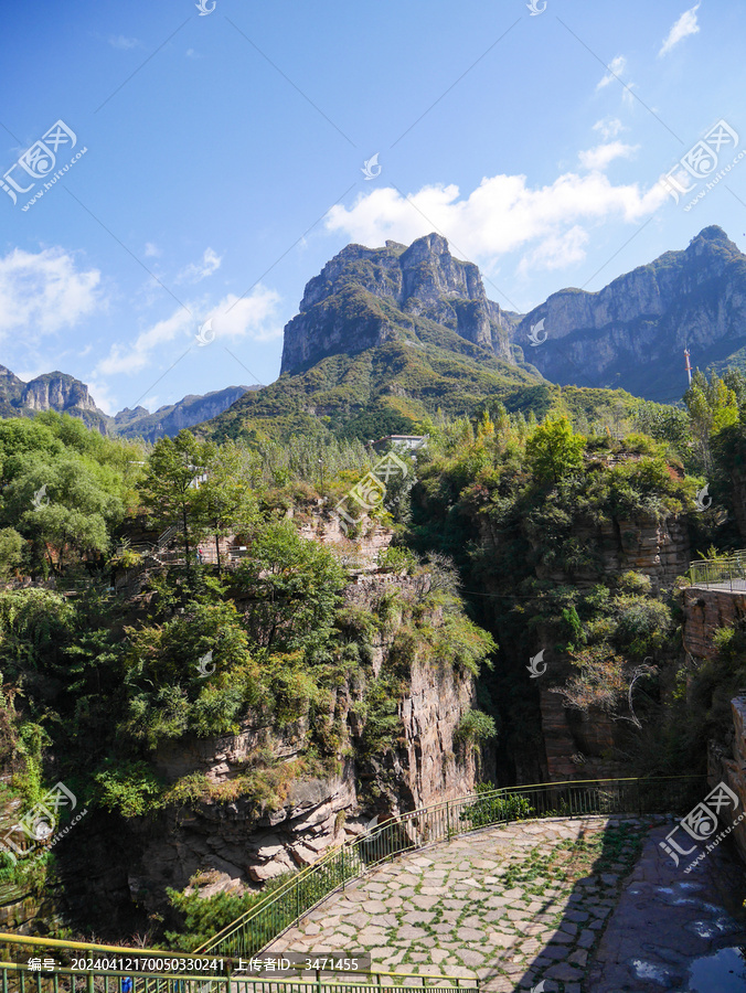 红岩大峡谷